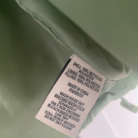 Green coat - Picture 3 of 5